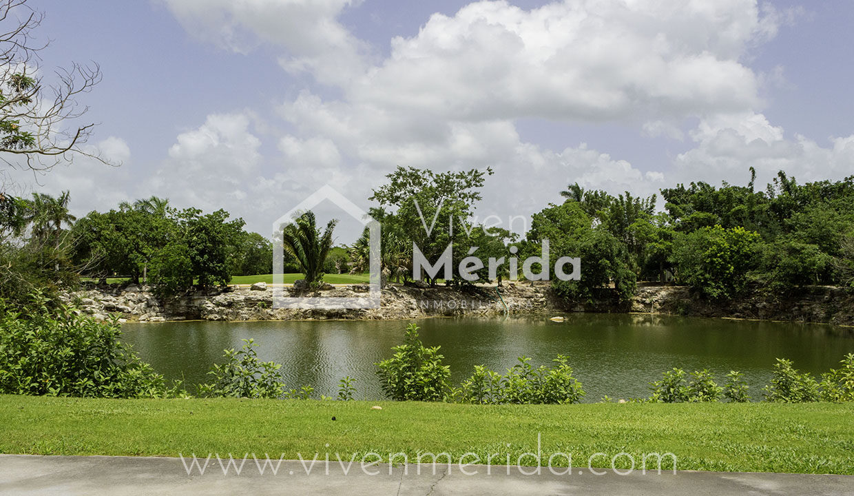 Departamento en venta en planta baja en el Country Club Yucatán -  VivenMérida