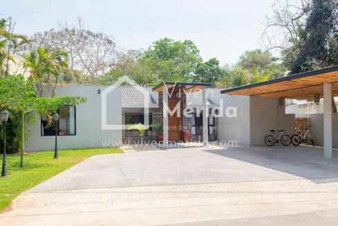 casa-en-venta-en-la-ceiba-club-de-golf (1)